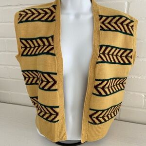 Classic Old Style Muted Mustard Yellow Patterned Women's Sweater Vest Size M